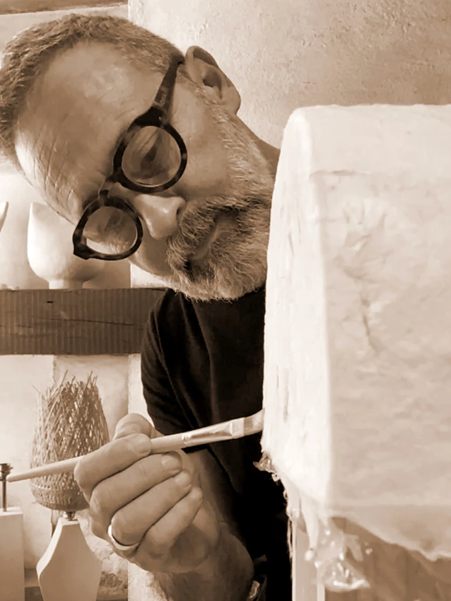 Ceramica Raku con la tecnica del Western Raku in laboratorio